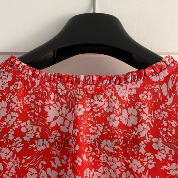 Red long sleeve blouse - Picture 6 of 7